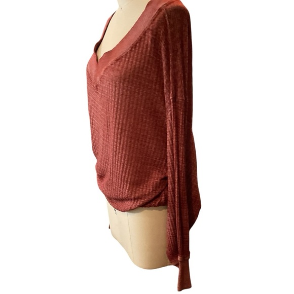 We the Free by Free People South Side Thermal Top Small Oversized - Picture 6 of 9